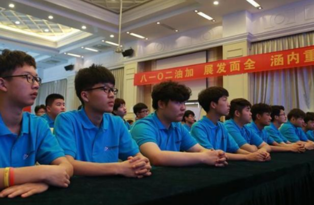 新華攜手北京競技時(shí)代 再燃你的電競夢(mèng)想
