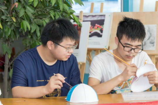魅力面具 青春正好—四川新華面具彩繪大賽high!high!high!