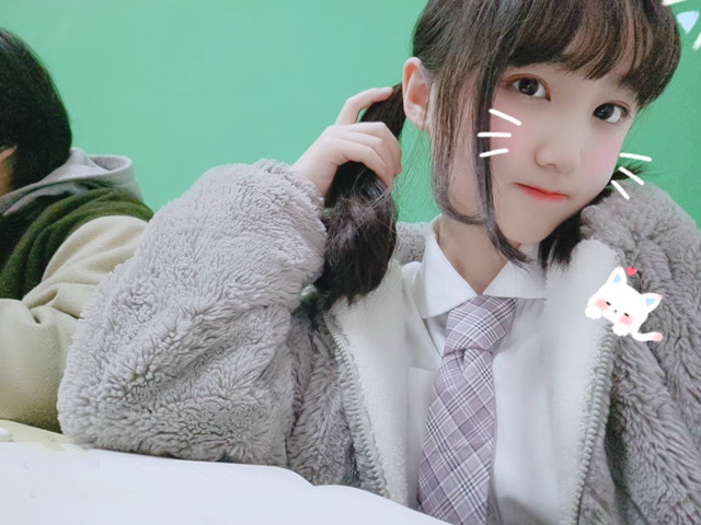 #三月女人天,陽(yáng)光少女節(jié)#為你歡喜的她投上一票