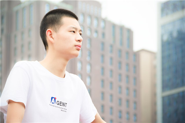 用技能成就夢(mèng)想，新華一所成就夢(mèng)想的鑰匙