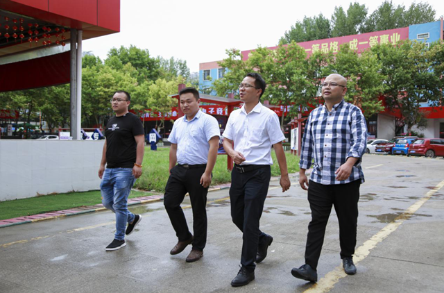 創(chuàng)業(yè)故事：我想把家鄉(xiāng)的少數民族文化帶出深山