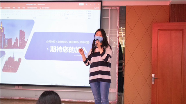 成都睿訊走進新華開展校園專場招聘會!