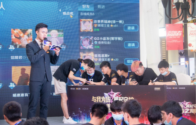 電競少年又雙叒叕奪得冠軍,新華行走中的冠軍!