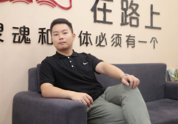 新華17歲CEO 捐贈(zèng)10萬(wàn)元支援家鄉(xiāng)抗疫