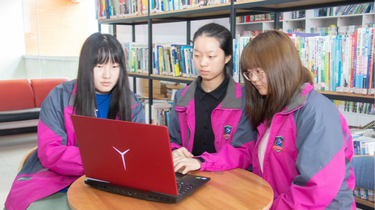四川新華第十一屆“新華杯”全國職業技能大賽決賽啟動儀式正式開幕！