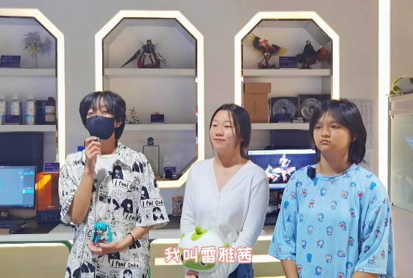 三姐妹一同報名,圓夢新華