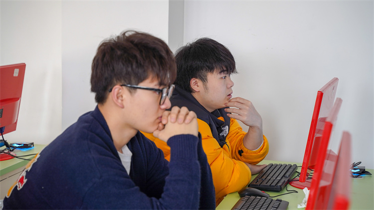名企定向班開課啦!助力新華學子就業夢!
