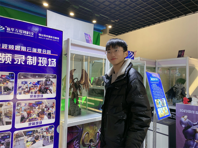 打工太辛苦擇校再讀，用技術與實力逆襲