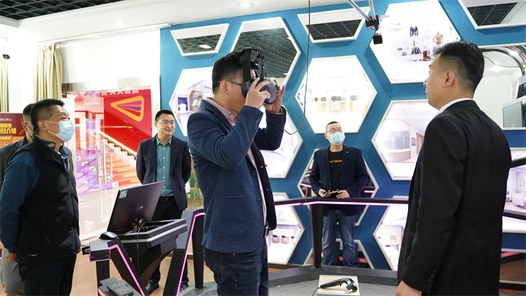 熱烈歡迎智能制造企業走進成都新華交流學習指導!