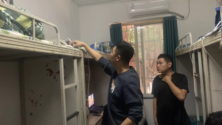 筑牢安全防線,建設新華校園