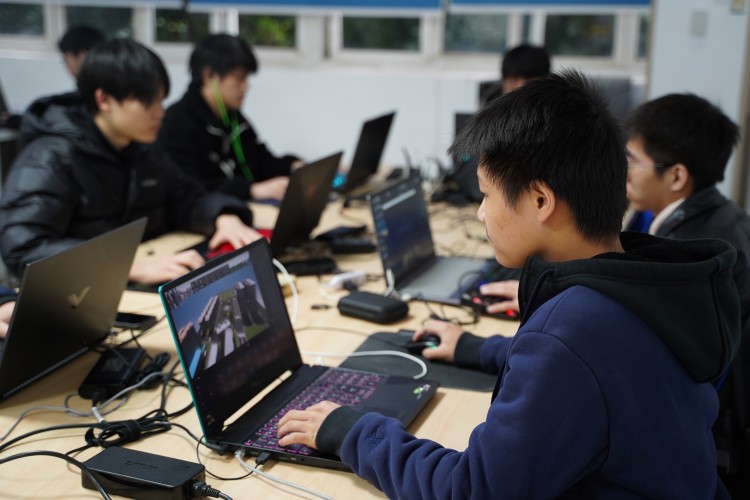 優秀學子|重返母校,再拾夢想