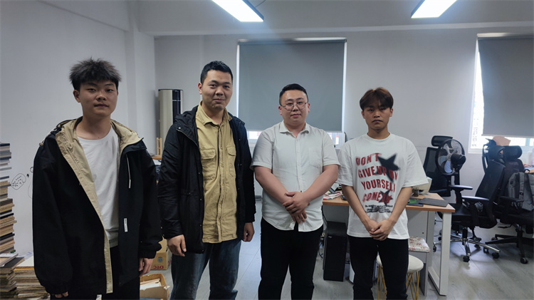 心系學子每一步,就業(yè)回訪送真情