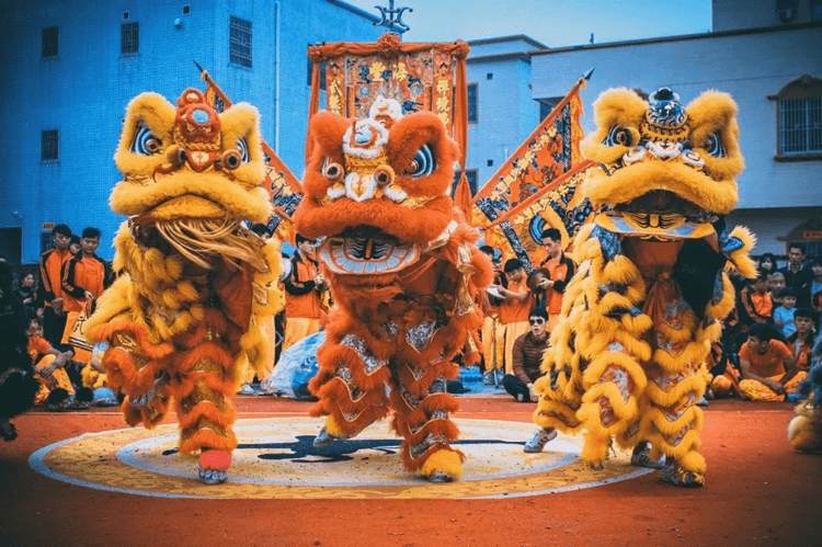 猜燈謎、游園會、舞獅…成都新華邀你來歡度元宵
