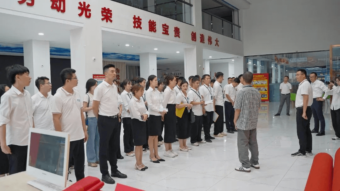 開學一個月,新華學子的校園生活是什么樣的呢