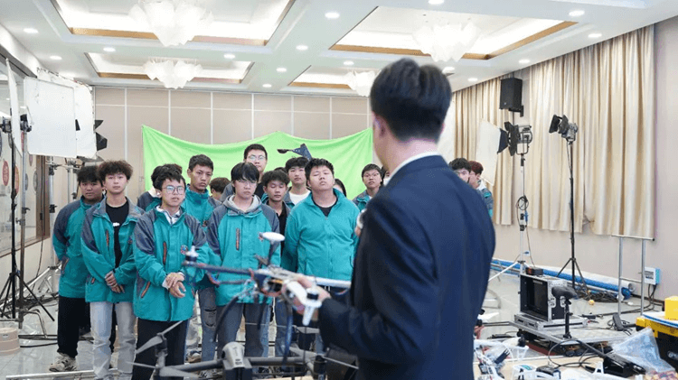 為什么建議年輕人要學一門技術？
