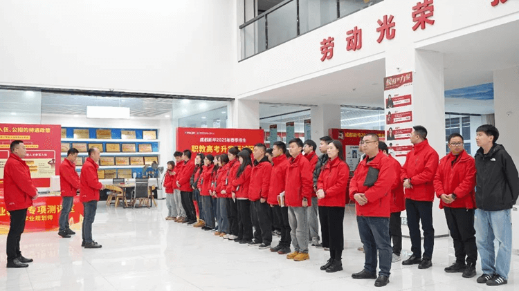 開學(xué)一個多月,新華學(xué)子的校園生活是什么樣的呢?